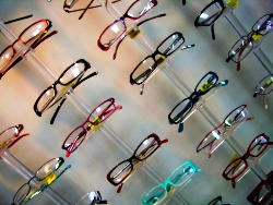 Full range of designer frames including Gucci, Boss, Slazenger, Safilo, Versace, DKNY, Ray Ban, and many more frames
